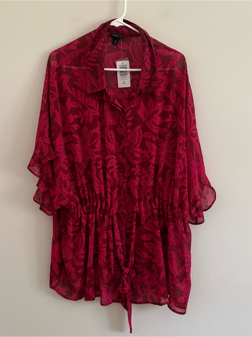 New Torrid 3X 22-24 womens Chiffon Pink Red Short Sleeve Top Leaves Fall Whimsy